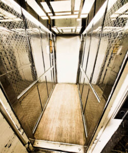 بهترین شرکت سرویس آسانسور عظیمیه کرج 